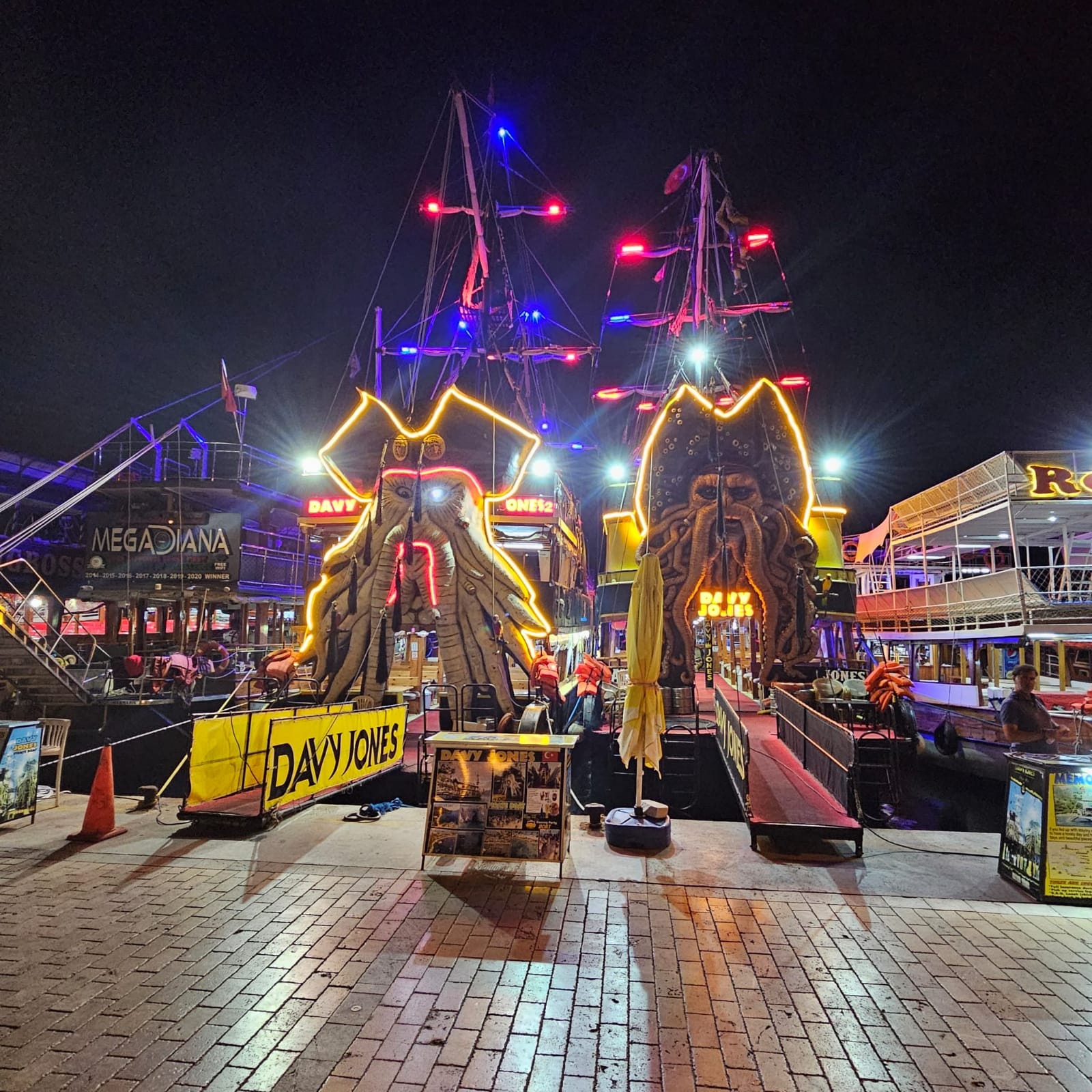 Marmaris nachtfeestboot